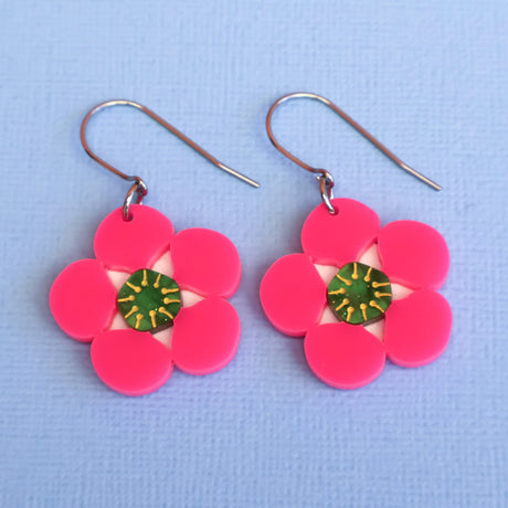 Tea tree merinda earrings closeup