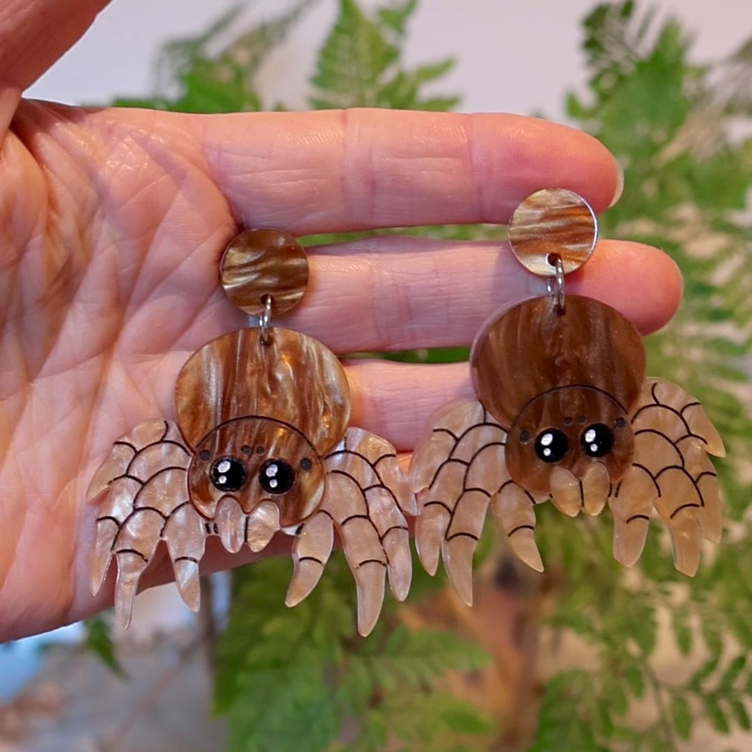 Closeup Video of Acrylic jumping spider earrings by Oh Pluto